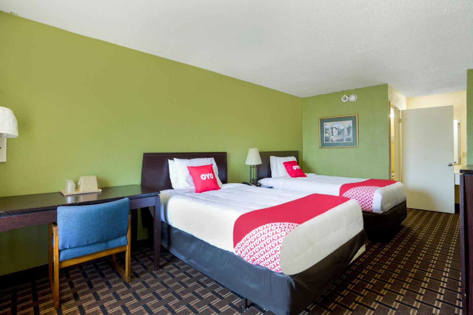 Oyo Pensacola I-10 & Hwy 29 Hotel